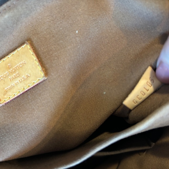 Louis Vuitton Tivoli GM - Picture 8 of 8